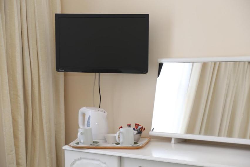 Runnymede Court Hotel Saint Helier Екстер'єр фото