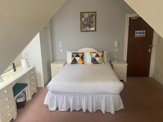 Runnymede Court Hotel Saint Helier Екстер'єр фото